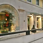 America Diamonds Hotel&sushi Bar 3*