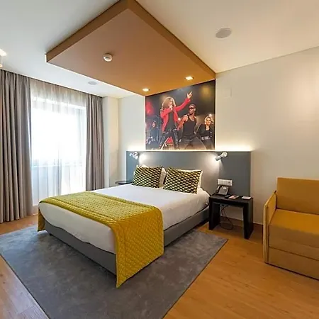 America Diamonds Hotel
