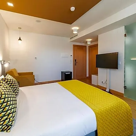 America Diamonds Hotel